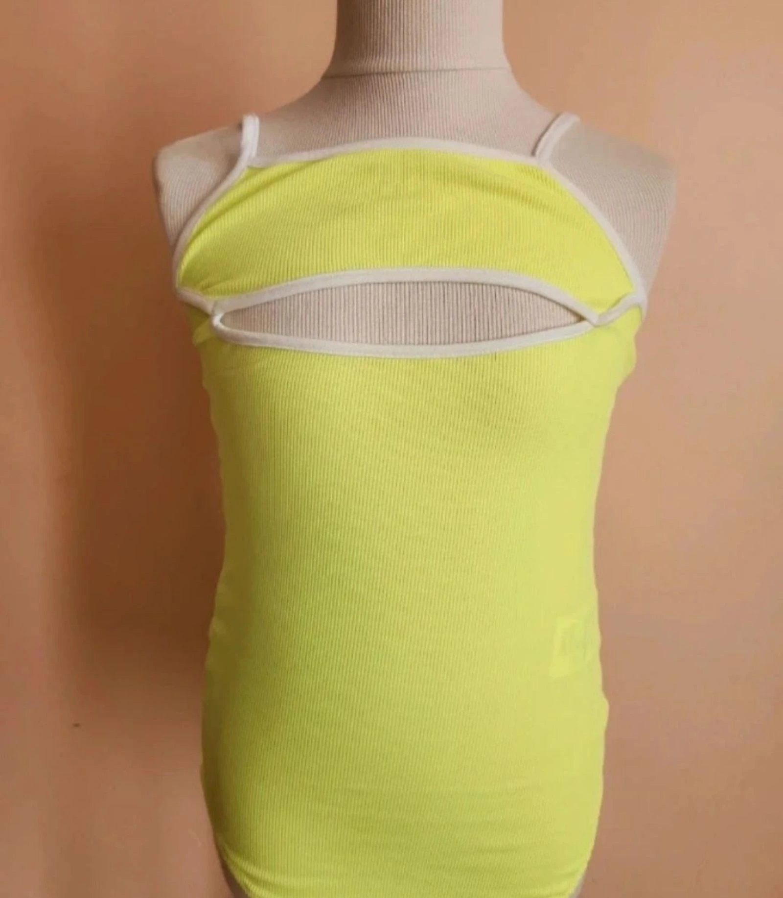 🌿Body jaune fluo extensible